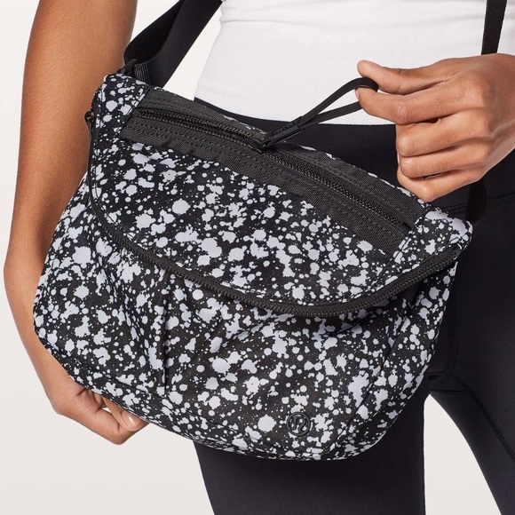 lululemon athletica Handbags - Lululemon Festival Bag Bleached Starlight Black!
